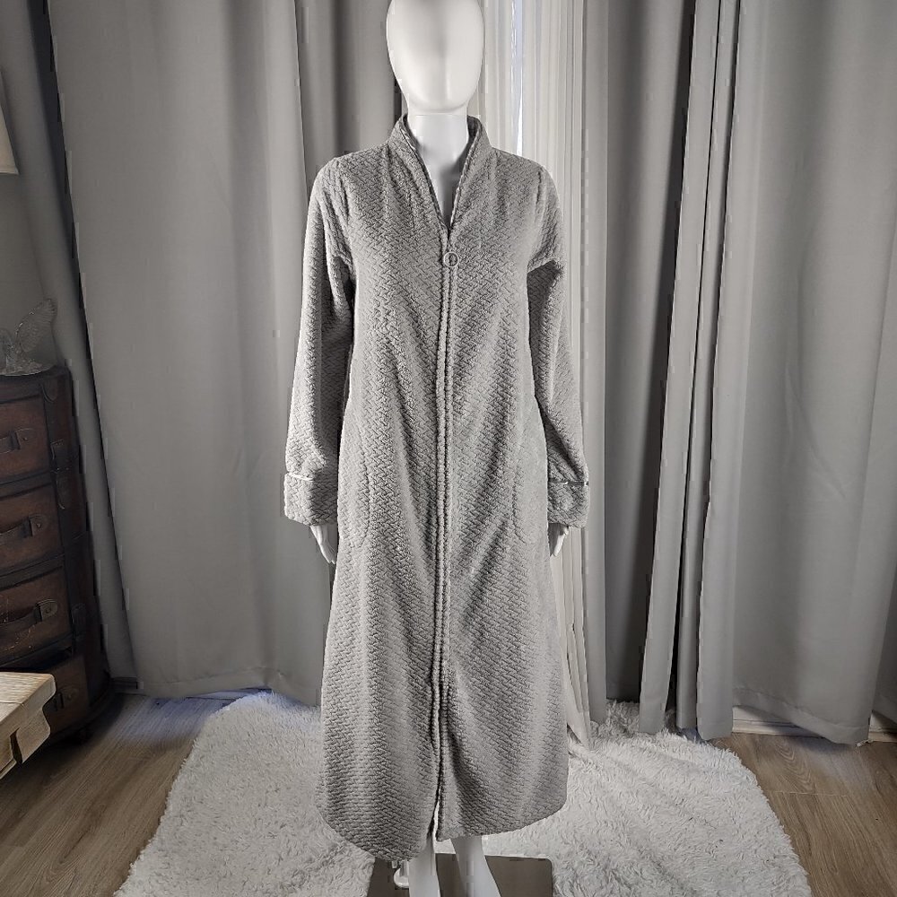 Charter Club Womans Plush Side pockets Shawl collar Zig Zag Zipper Robe, Size XS - Picture 2 of 14
